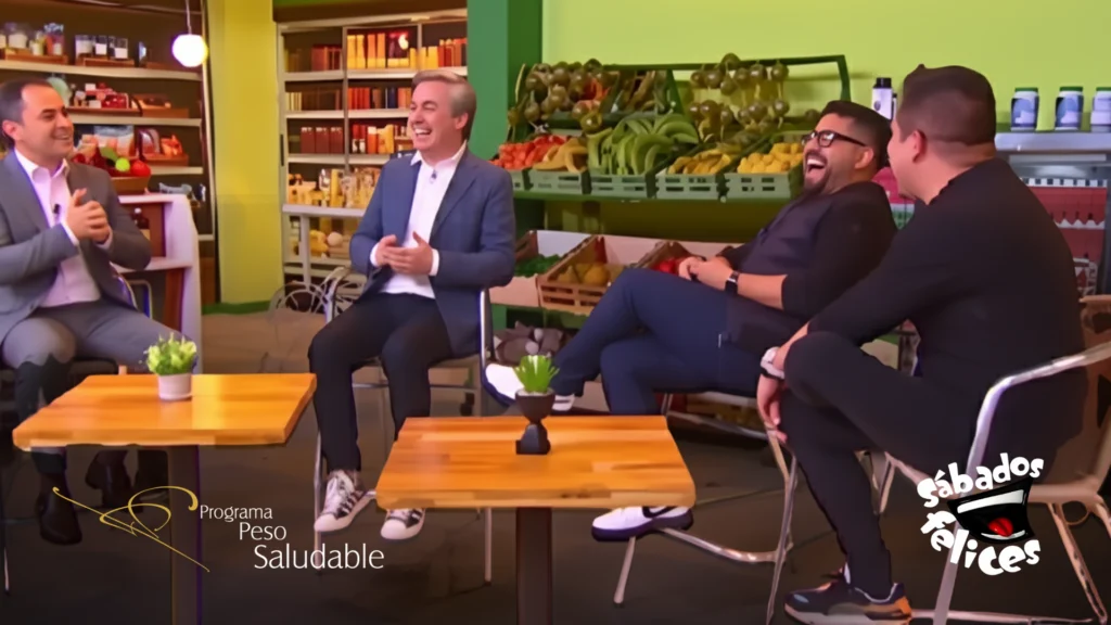 El Dr. Germán Piñeres durante una entrevista en el programa Sábados Felices hablando sobre el Programa Peso Saludable, entre risas y conversación sobre por qué las dietas no funcionan.